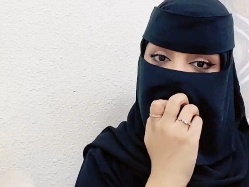 سعوديات للزواج | فتيات سعوديات يعرضن انفسهن للزواج مقابل شروط معينه